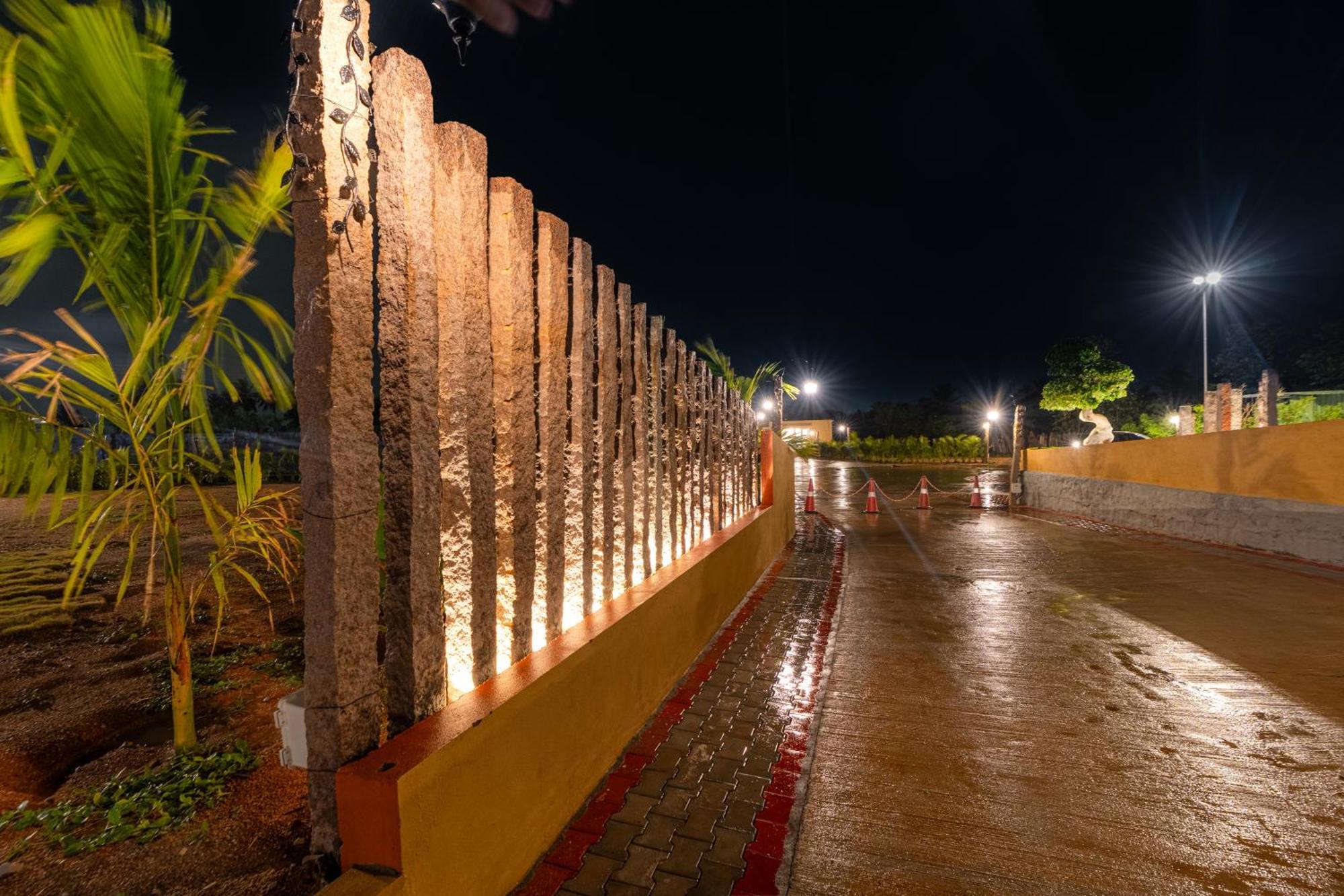 Serene Resort Hyderabad Shamshabad Buitenkant foto